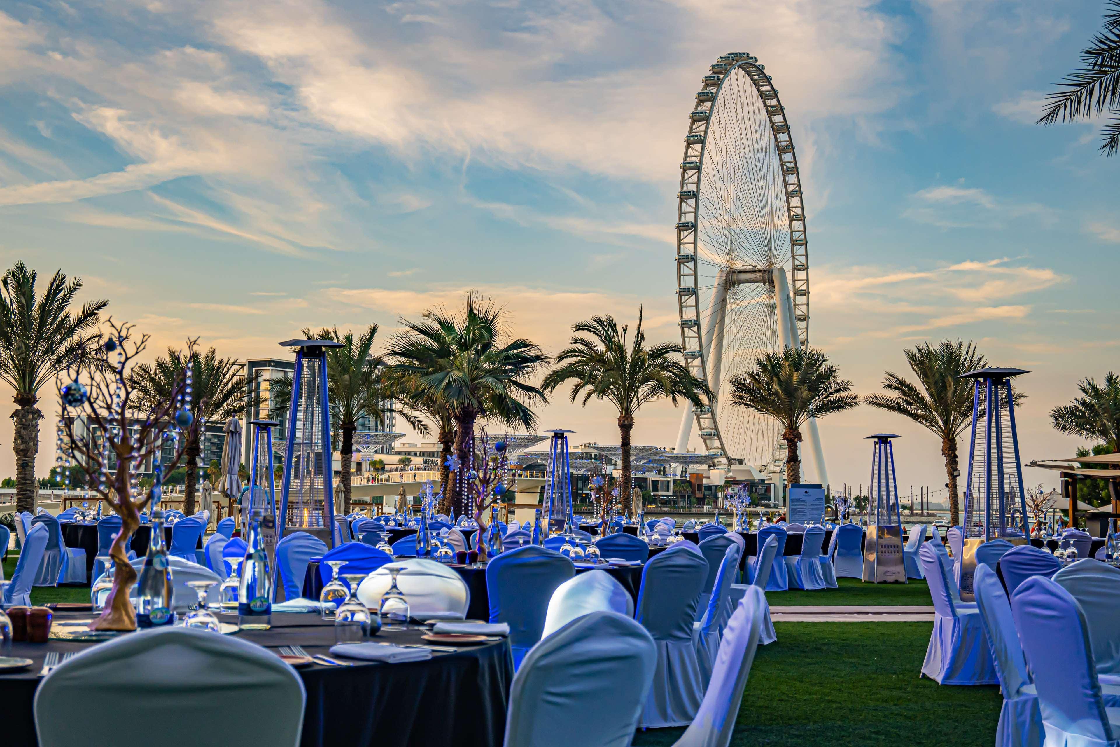 Doubletree By Hilton Dubai Jumeirah Beach Hotel Exterior photo